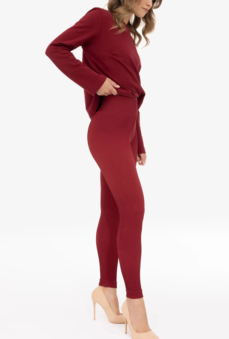 Bordowe legginsy w prążek Nana