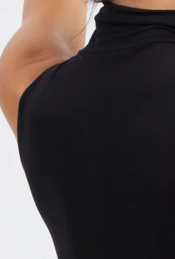 Czarna sukienka Sensual Golf