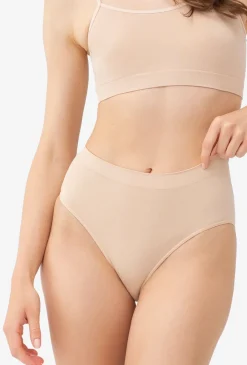 Majtki bezszwowe Bikini Basic